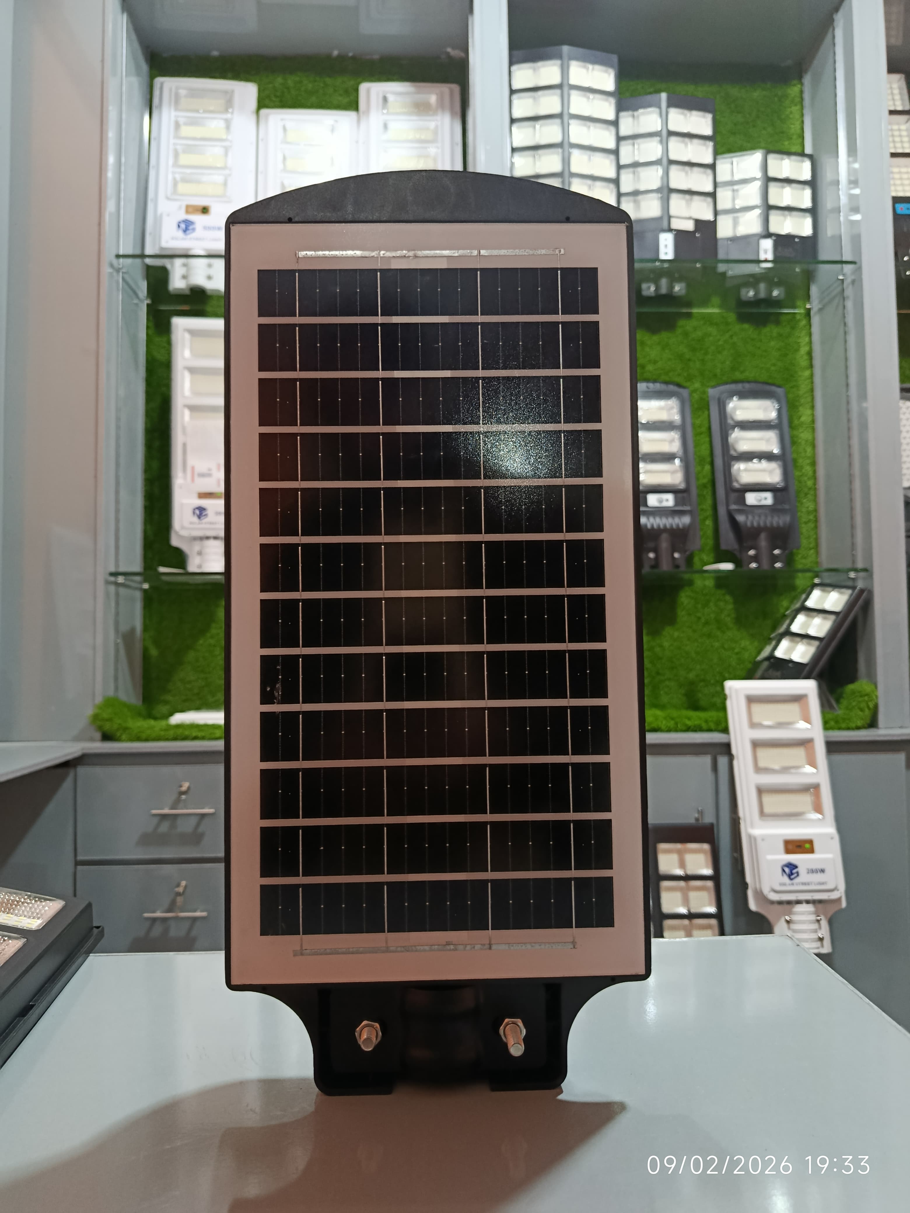 60 Watt Solar Street Light Full Night Battery Backup With Free Wall Stand