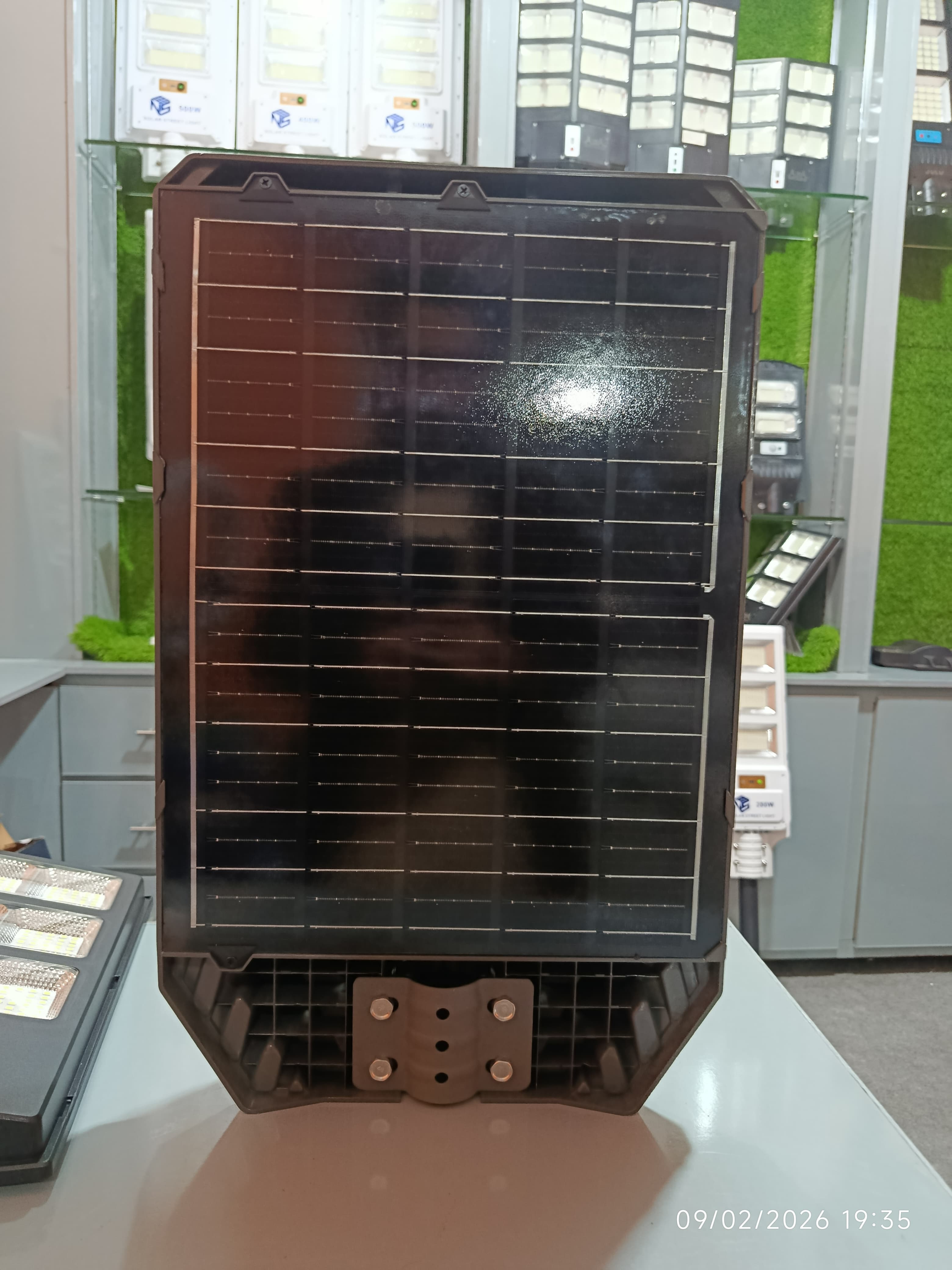 300 Watt Super Led Solar Street Light 12 Hours Battery Backup With One Year warranty