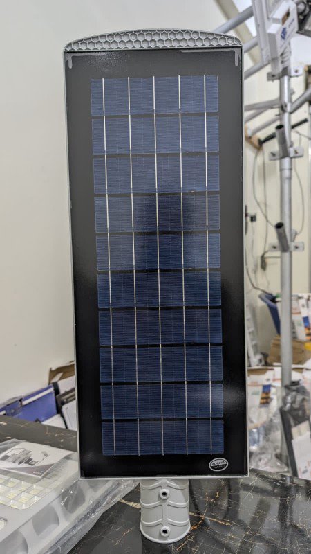 ZL-200 WATT ALUMINIUM BODY SOLAR STREET LIGHT FULL NIGHT BATTERY BACKUP One Year Warranty